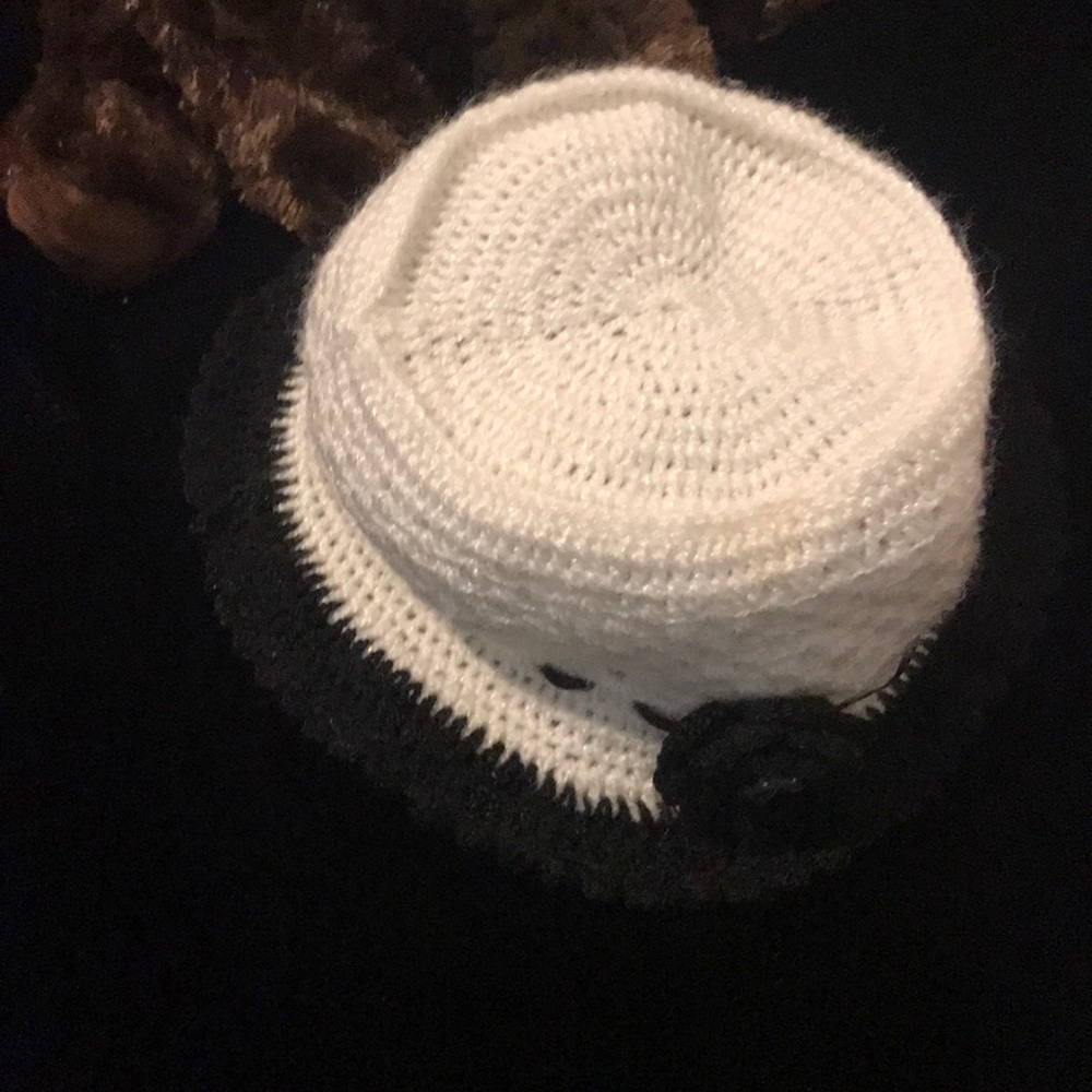 Hat - Picture 10 of 12
